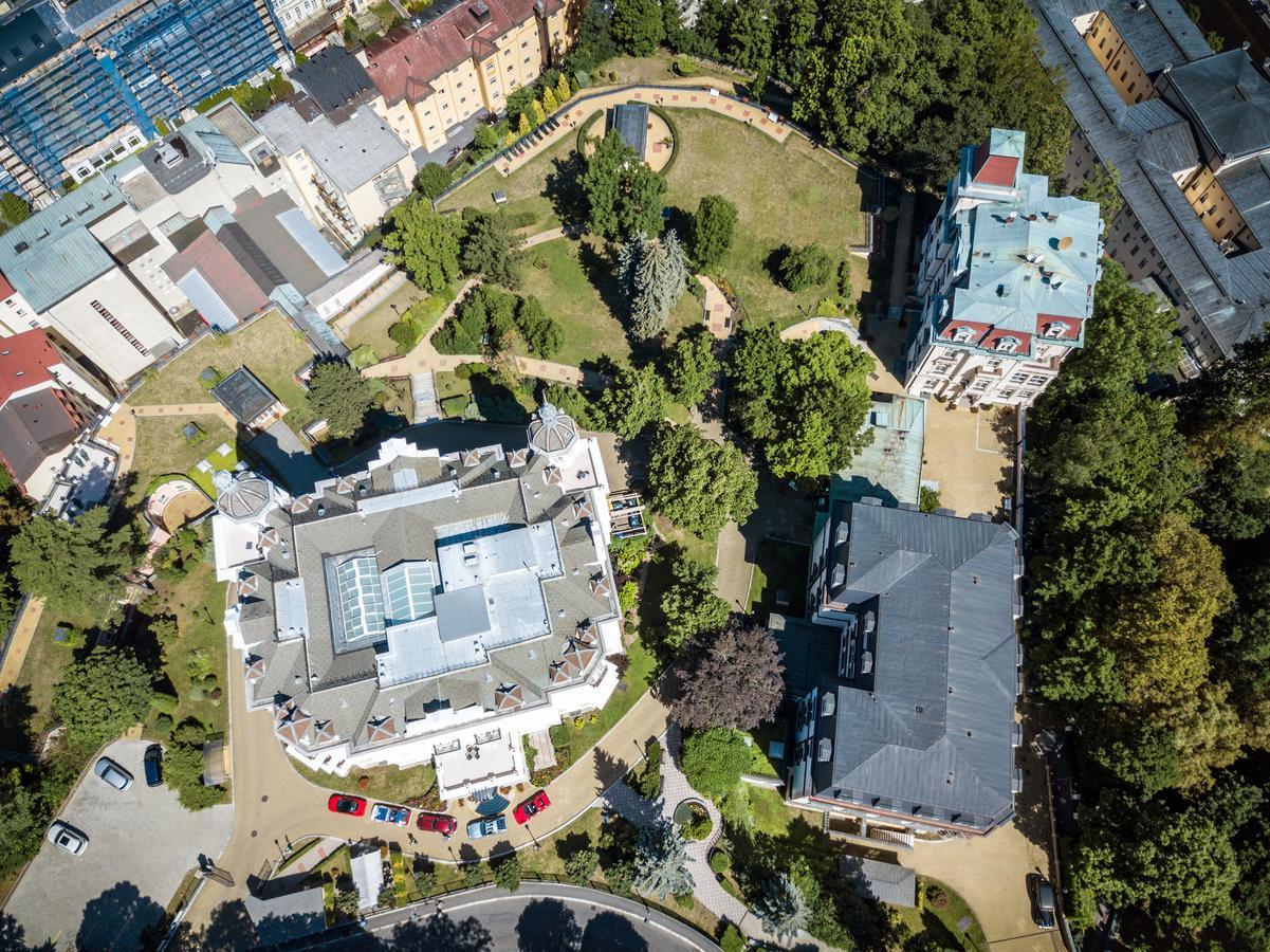 Bristol Kralovska Vila Karlovy Vary Esterno foto